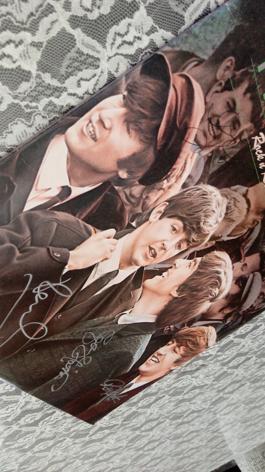 SIGNED 4x By THE BEATLES John Lennon HTF Rock 'n' Roll Music Vol 2 RELEASED 1980