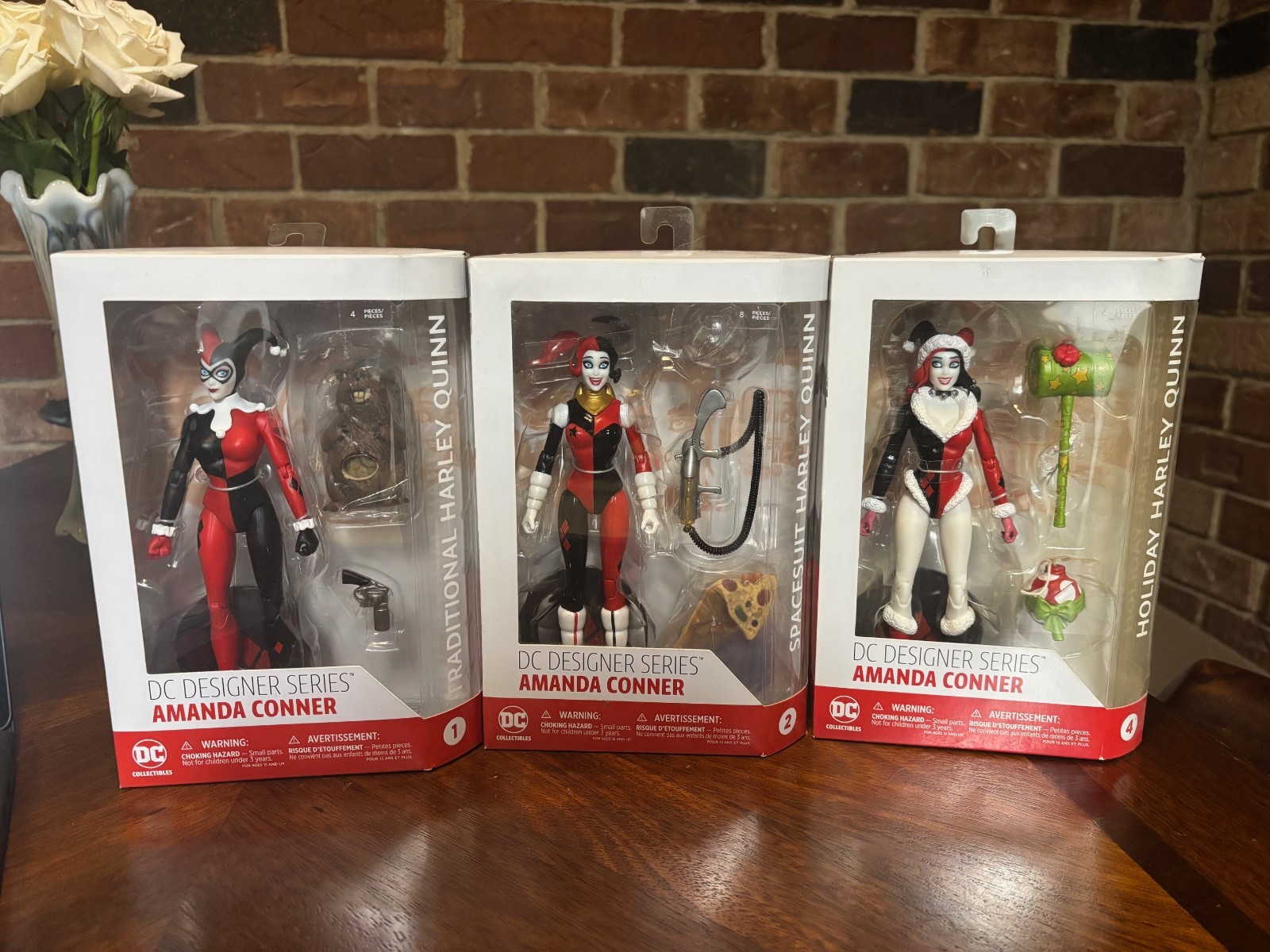 3 Harley Quinn - Amanda Conner DC Designer Series Figurines: #1, #2, #4 3 Harley Quinn - Amanda Conner DC Designer Series Figurines: #1, #2, #4