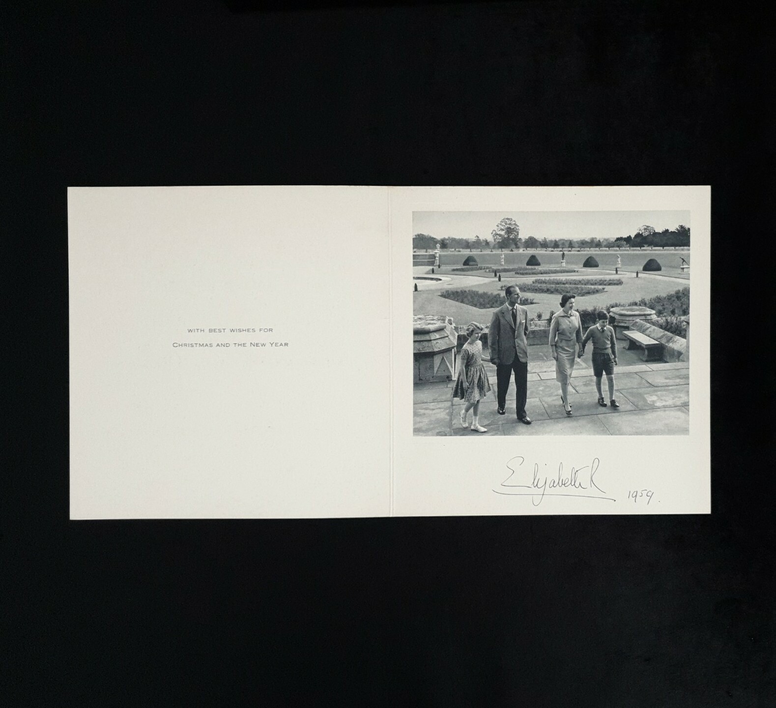 1959 Queen Elizabeth II Signed Card Royal Document Photograph UK British Royalty 1959 Queen Elizabeth II Signed Card Royal Document Photograph UK British Royalty