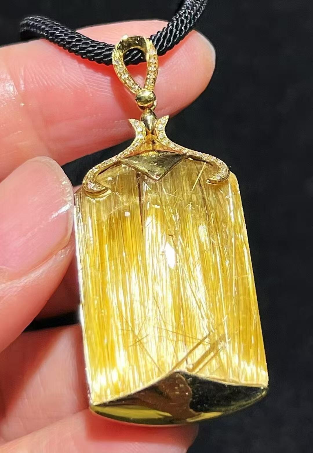 AAAAA Natural Gold Rutilated Quartz 18K gold inlaid Titanium Crystal Pendant 1pc AAAAA Natural Gold Rutilated Quartz 18K gold inlaid Titanium Crystal Pendant 1pc