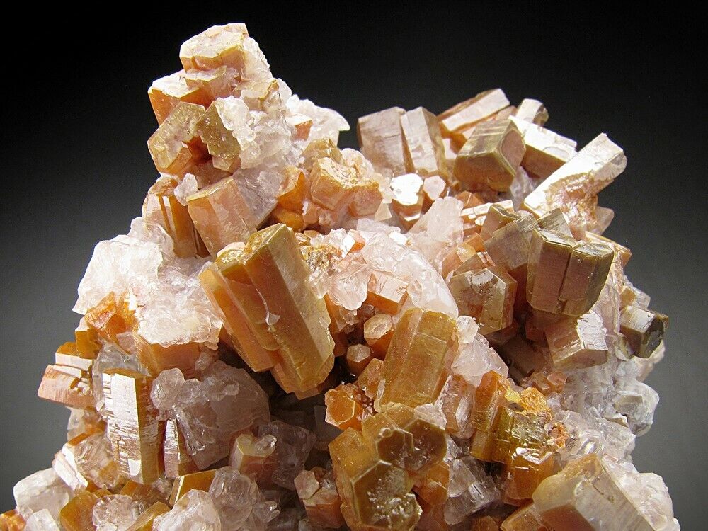 Vanadinite on Calcite Crystals San Carlos Mexico