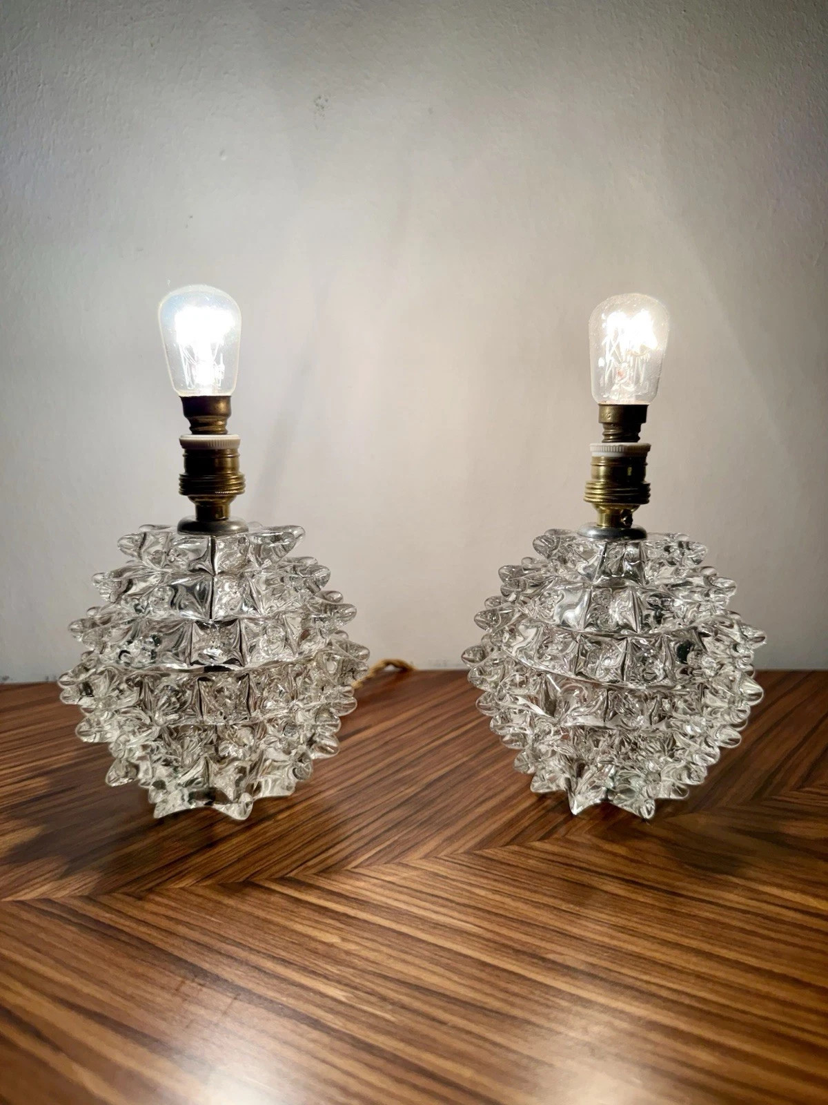 BAROVIER&TOSO Rare Set of 2 40s Art Deco GLOBE Rostrato Murano Glass Table Lamps BAROVIER&TOSO Rare Set of 2 40s Art Deco GLOBE Rostrato Murano Glass Table Lamps