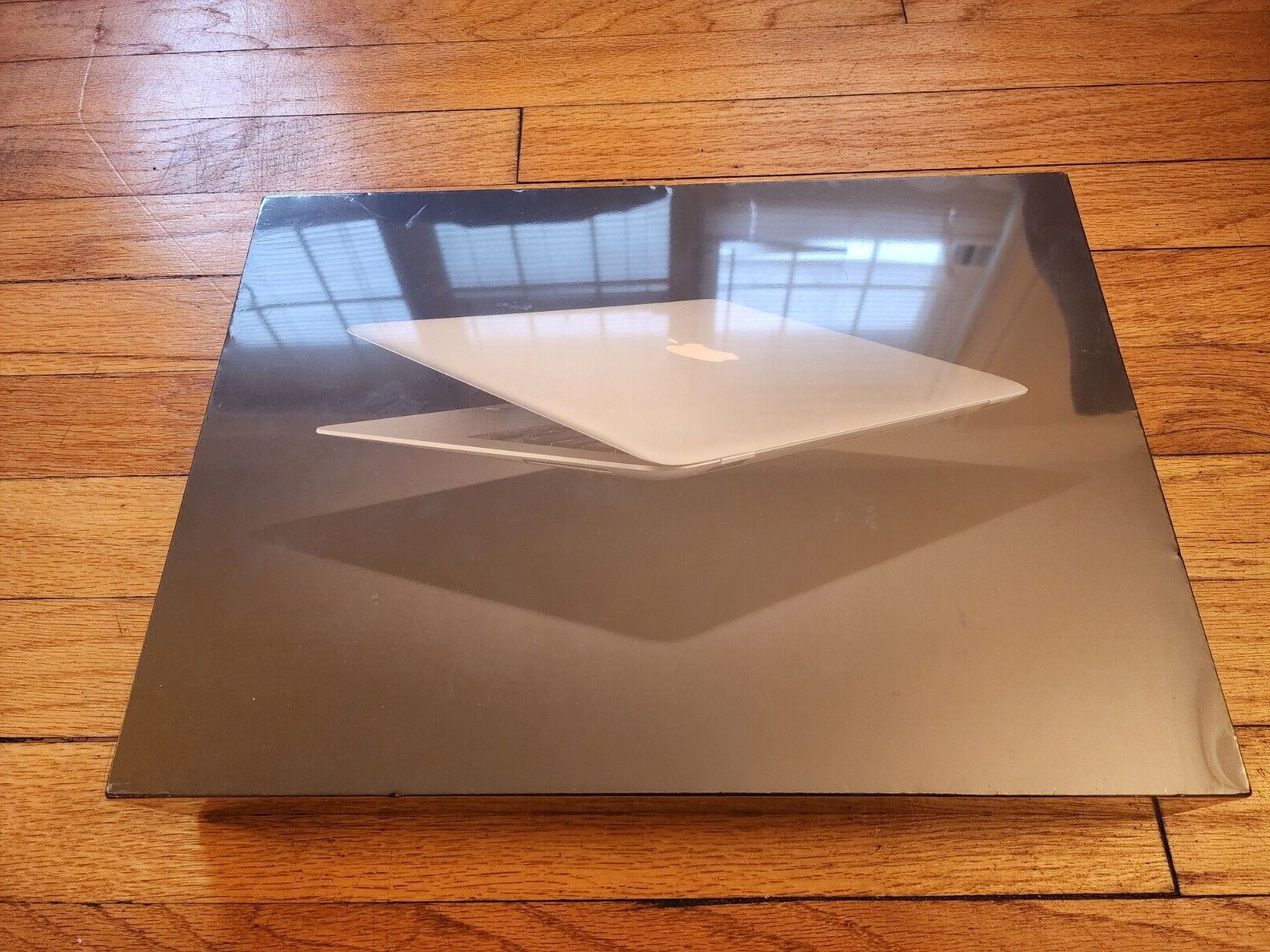 SEALED ORIGINAL FIRST GEN Apple MacBook Air A1237 13.3 SEALED ORIGINAL FIRST GEN Apple MacBook Air A1237 13.3
