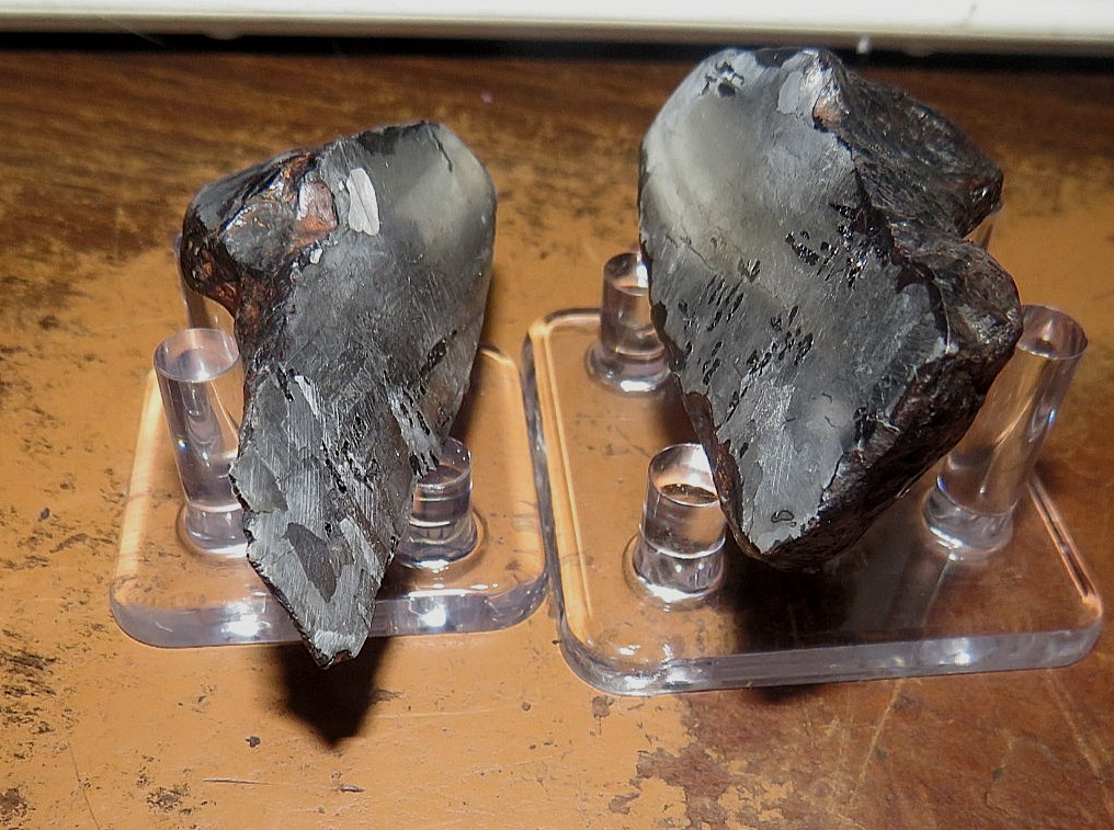 BEAUTIFUL 180 GM.  ETCHED CANYON DIABLO METEORITE PAIR ARIZONA 51 & 129 gm
